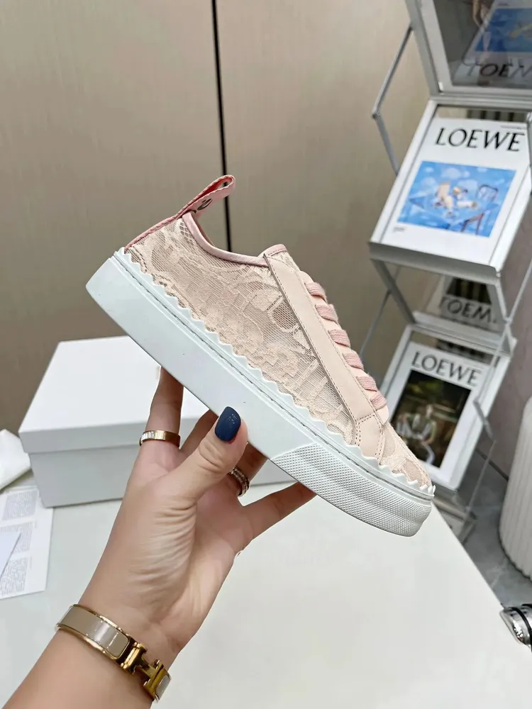 Designer -Sneaker Laurens Leinwandschuhe schälen perforierte Lace Women Low Top Spitzen -Sneaker Laurenly Casual Womens Schuh So