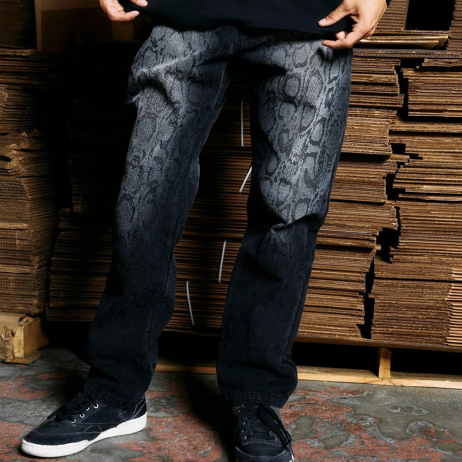 Jeans Pleasures Encore 5 Pocket Denim Jeans P22W034-BLACK