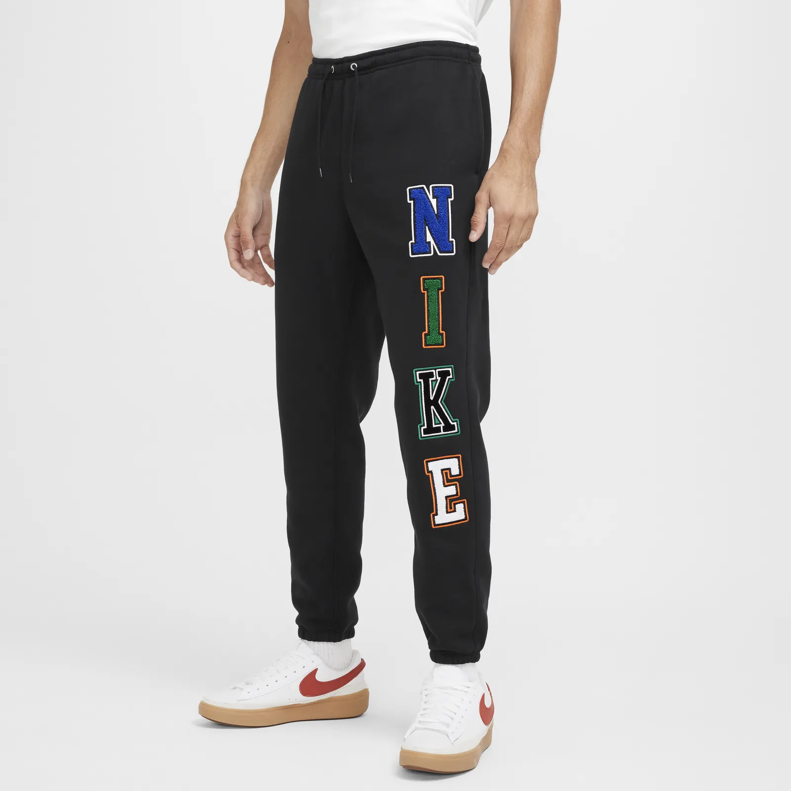 Jogginghose Nike Fleece Joggers With Cuffs FZ0881-010
