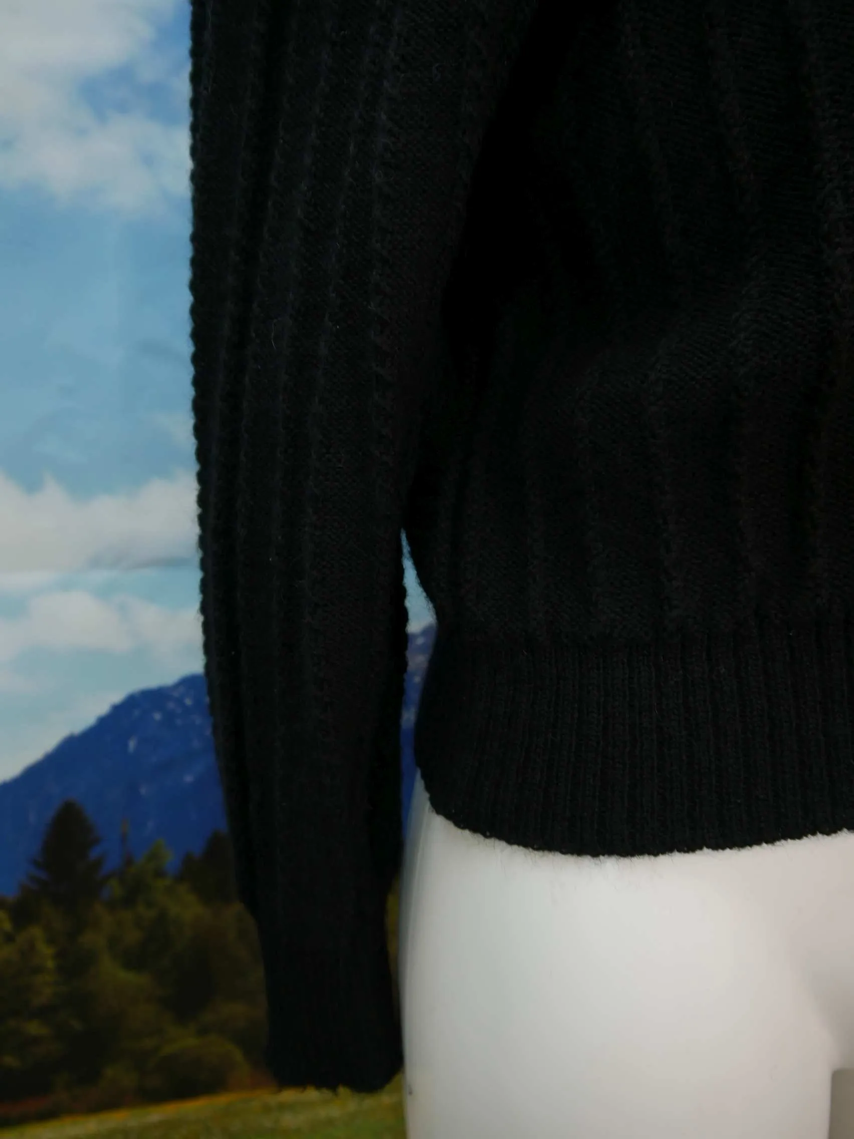 Pfister Austria schwarz Strickjacke mit Lochmuster Trachtenjacke Jacke Gr.42