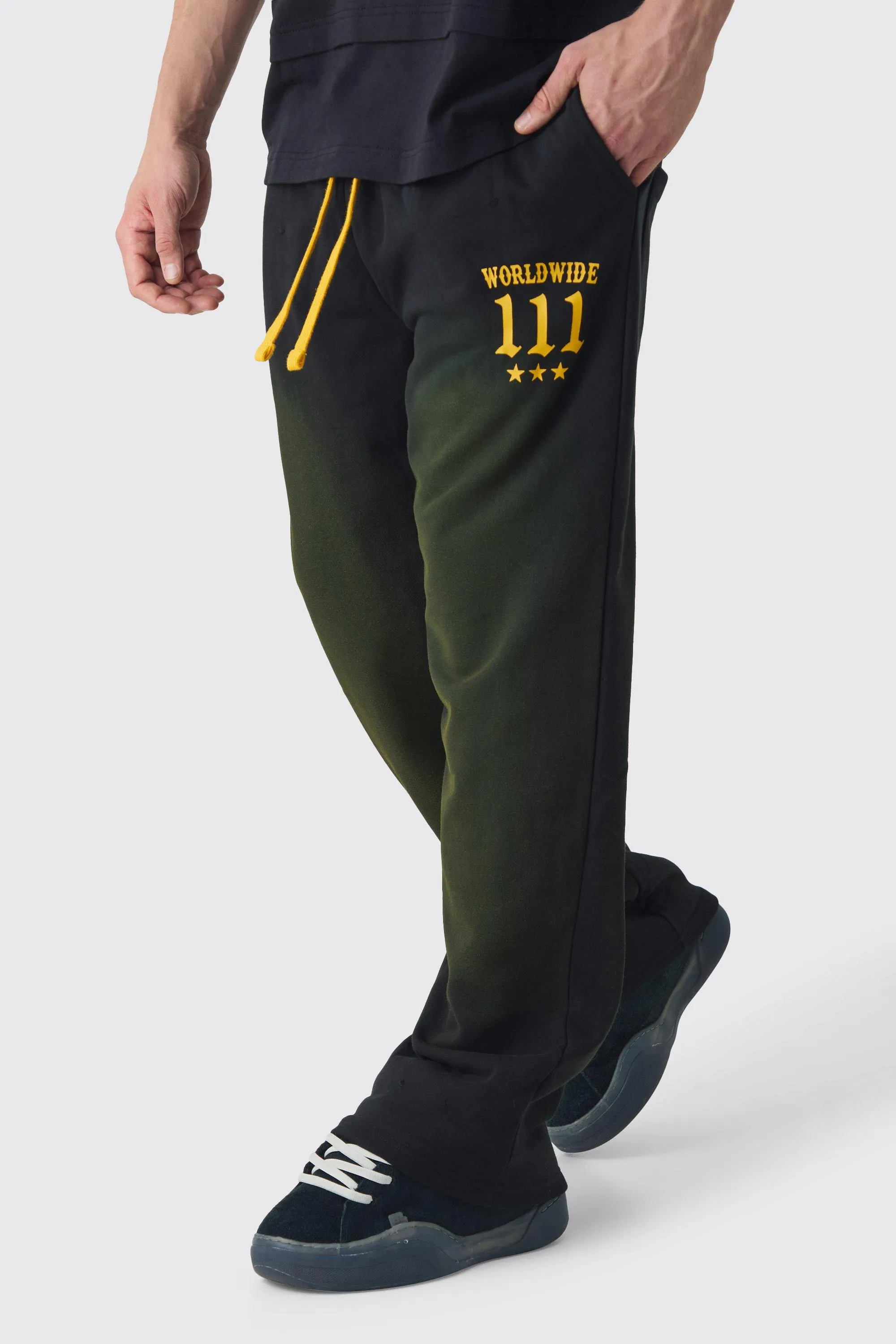 Zerrissene Jogginghose mit geradem Bein