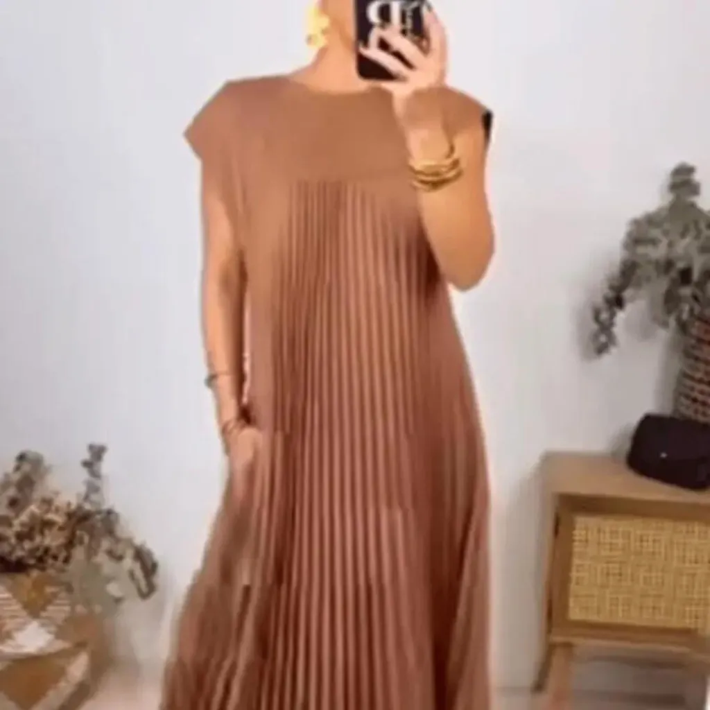Ärmelloses Kleid, der trendige Touch!